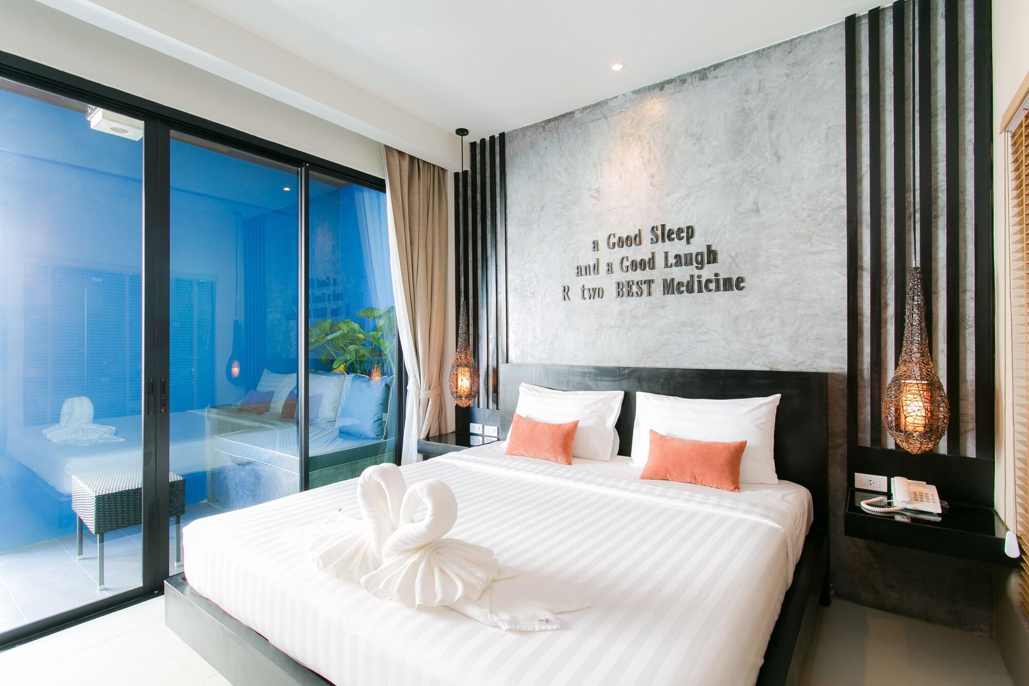 The House Patong Hotell Exteriör bild